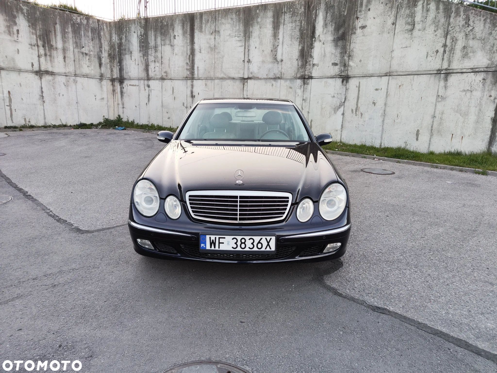 Mercedes-Benz Klasa E 500 7G-TRONIC Elegance - 1