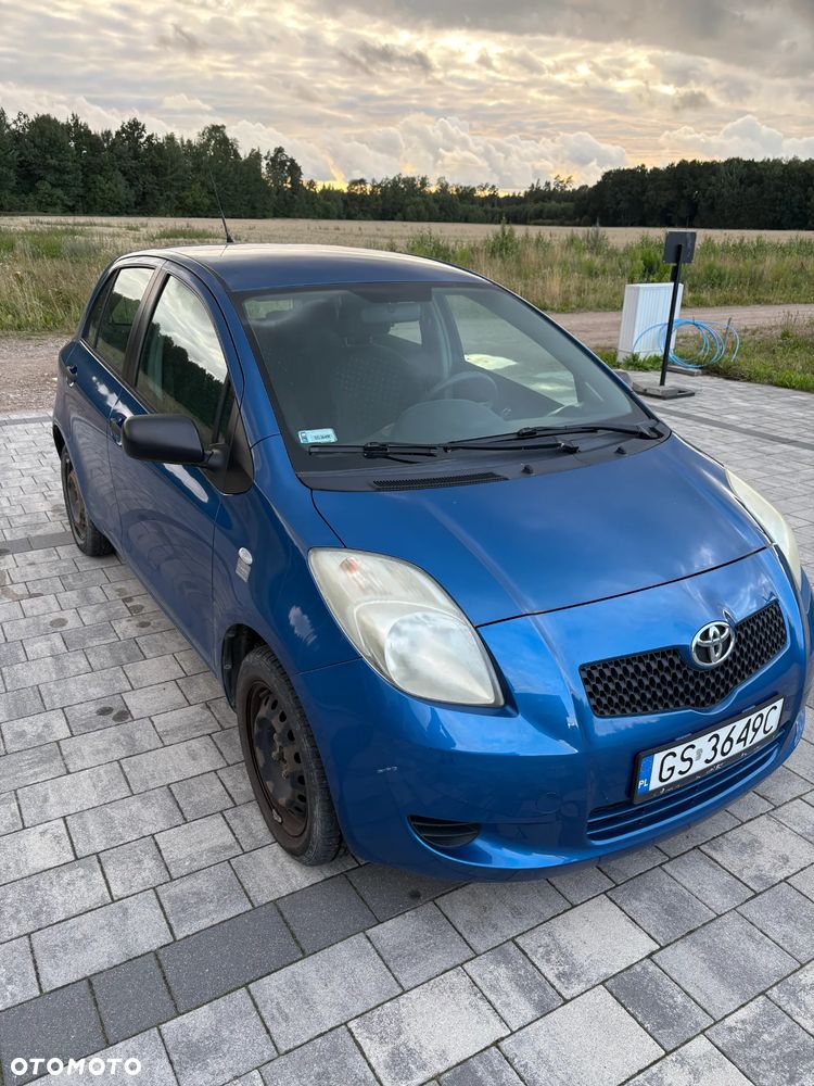 Toyota Yaris 1.0 Luna A/C - 4