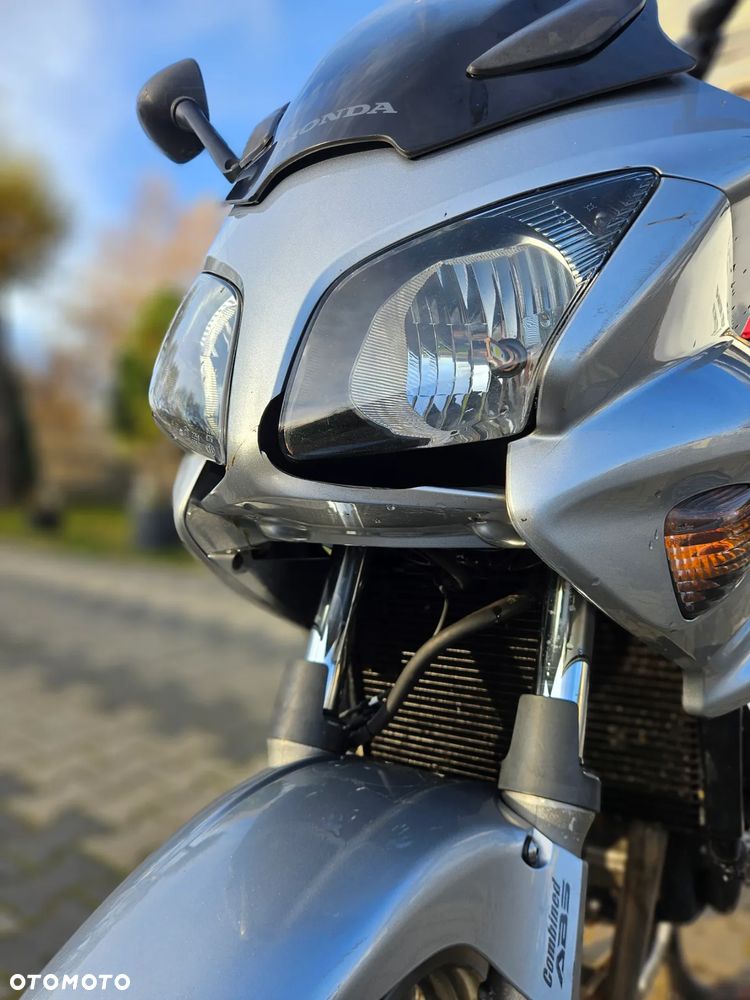 Honda CBF - 13
