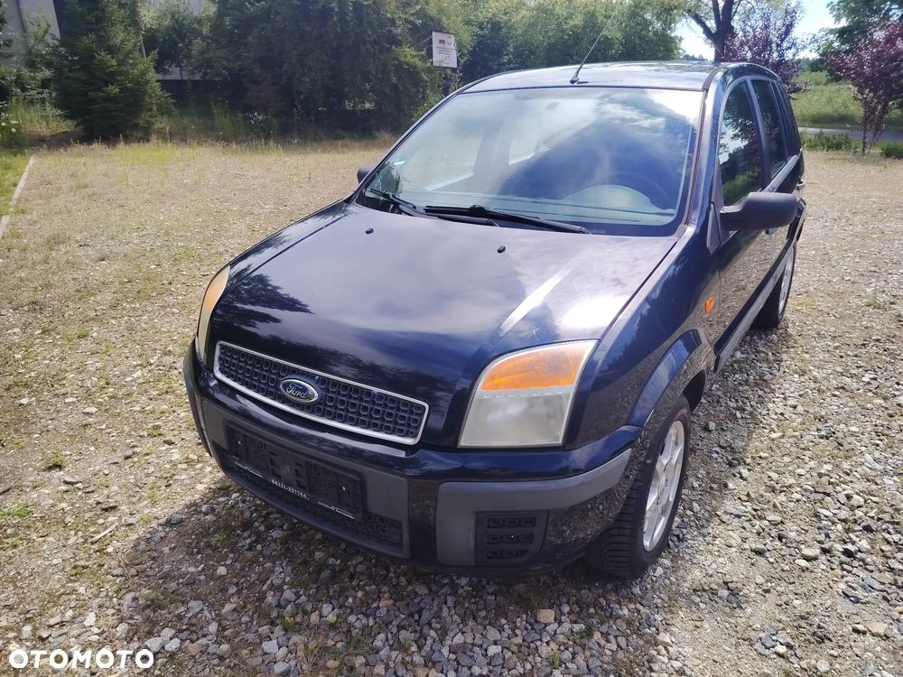 Ford Fusion 1.4 + - 1