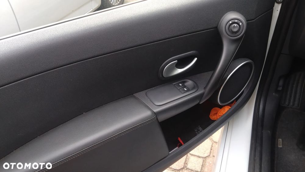 Renault Clio 1.6 16V GT - 13