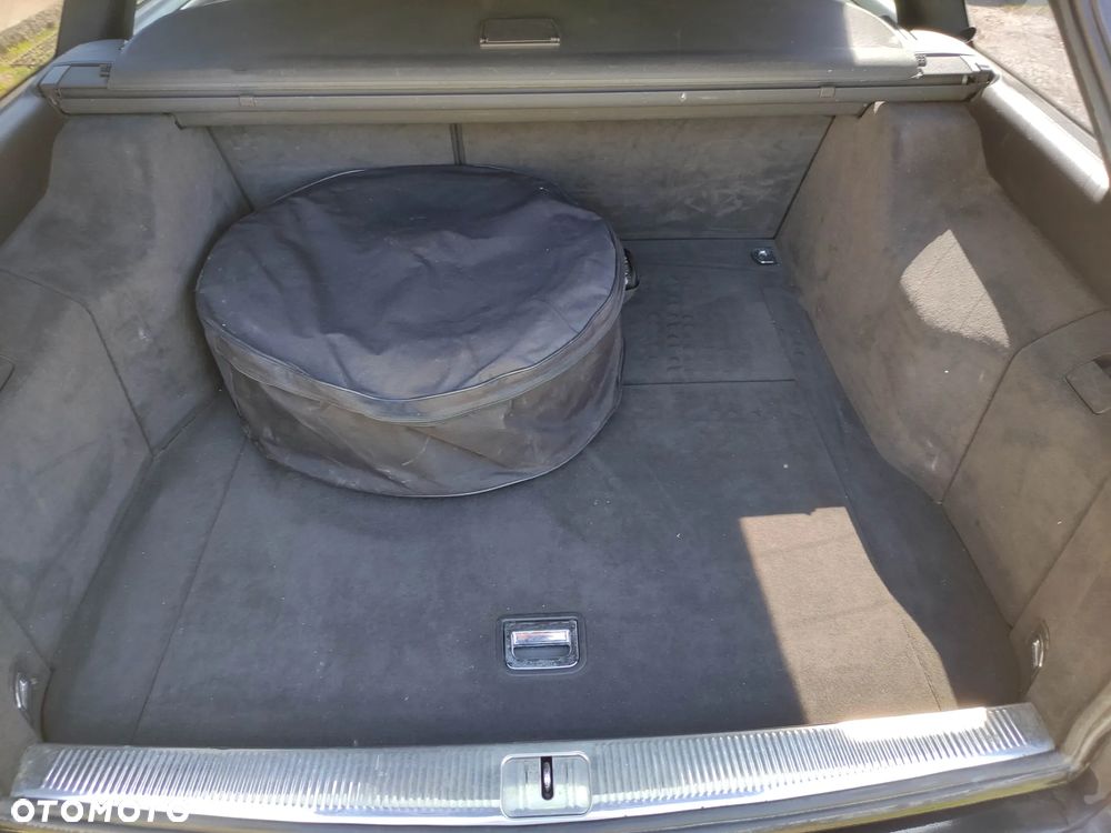 Audi A6 Avant 2.4 - 10