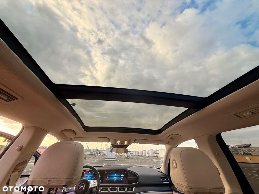 Mercedes-Benz GLS - 18