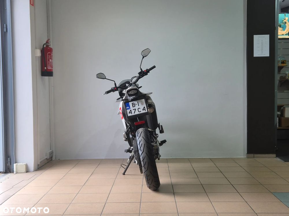 Aprilia SX - 7
