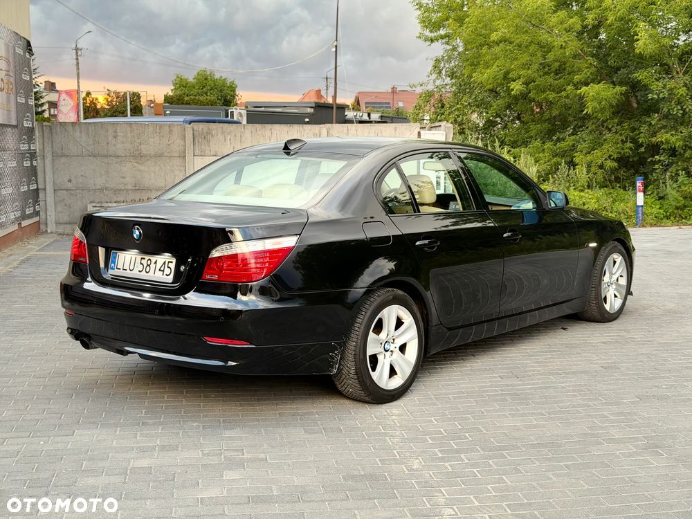 BMW Seria 5 520d - 5