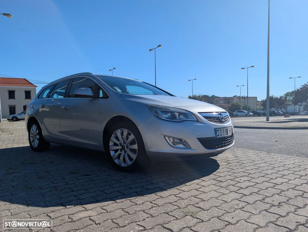 Opel Astra Sports Tourer 1.7 CDTi Cosmo - 4
