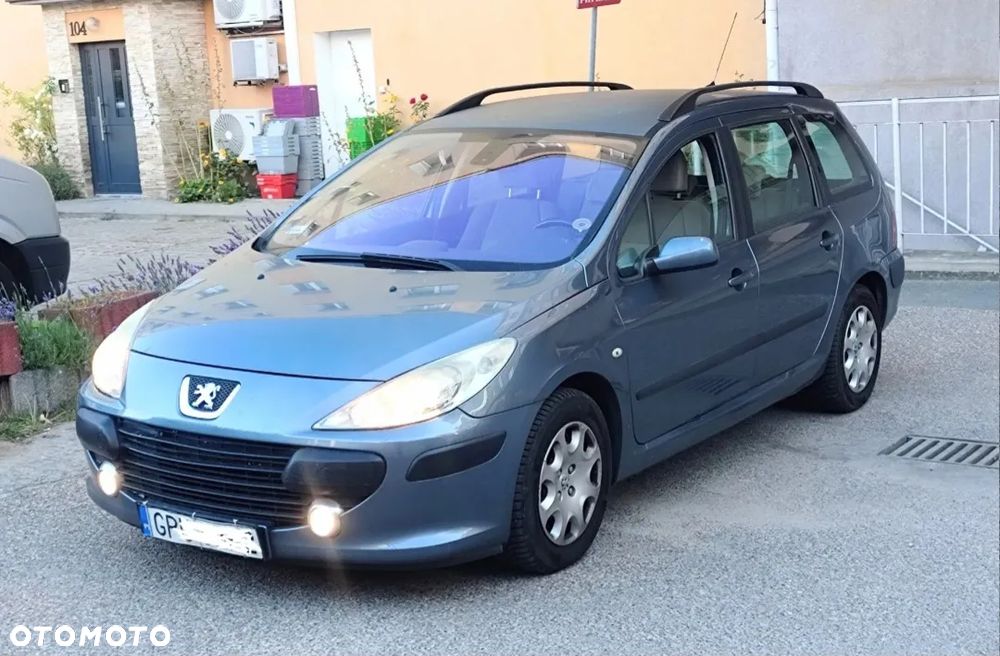 Peugeot 307 - 1