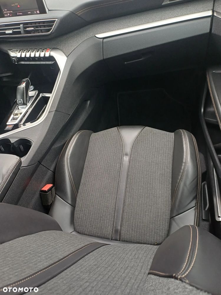 Peugeot 3008 BlueHDi 130 Stop & Start EAT8 GT - 28