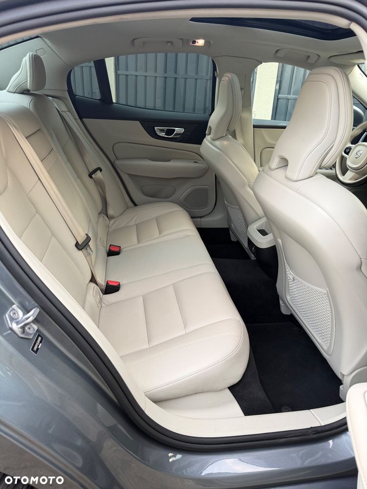 Volvo S60 - 8