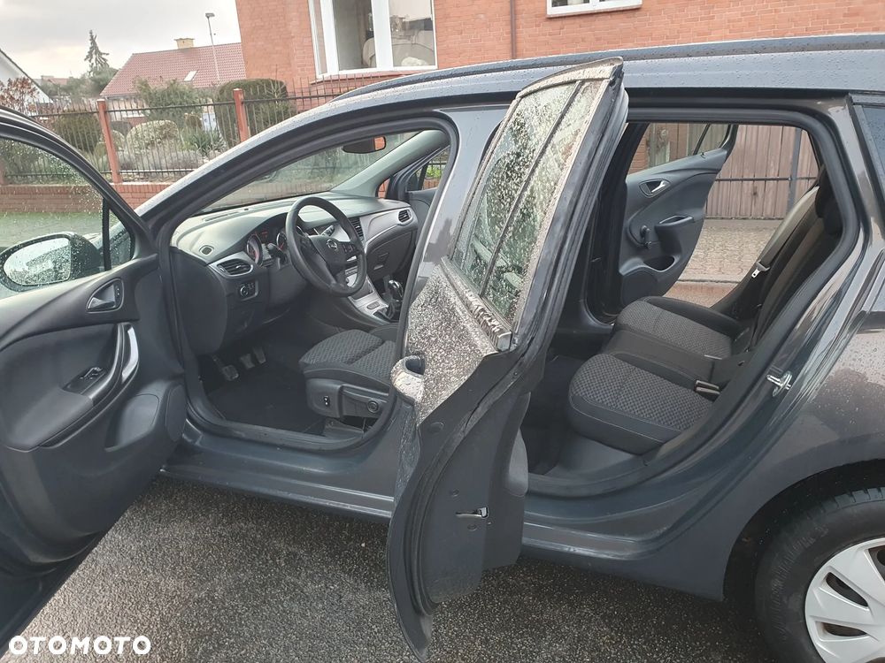 Opel Astra - 17
