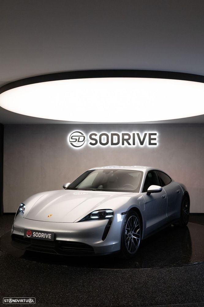 Porsche Taycan 4S Bateria Performance Plus - 42