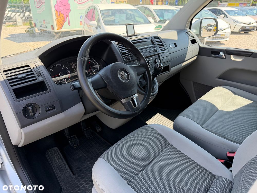 Volkswagen Transporter L2H1 - 12