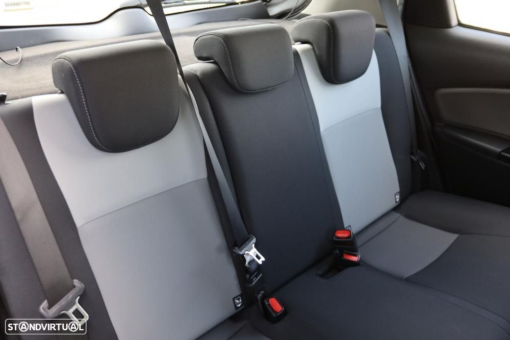 Toyota Yaris 1.0 VVT-i Exclusive - 16