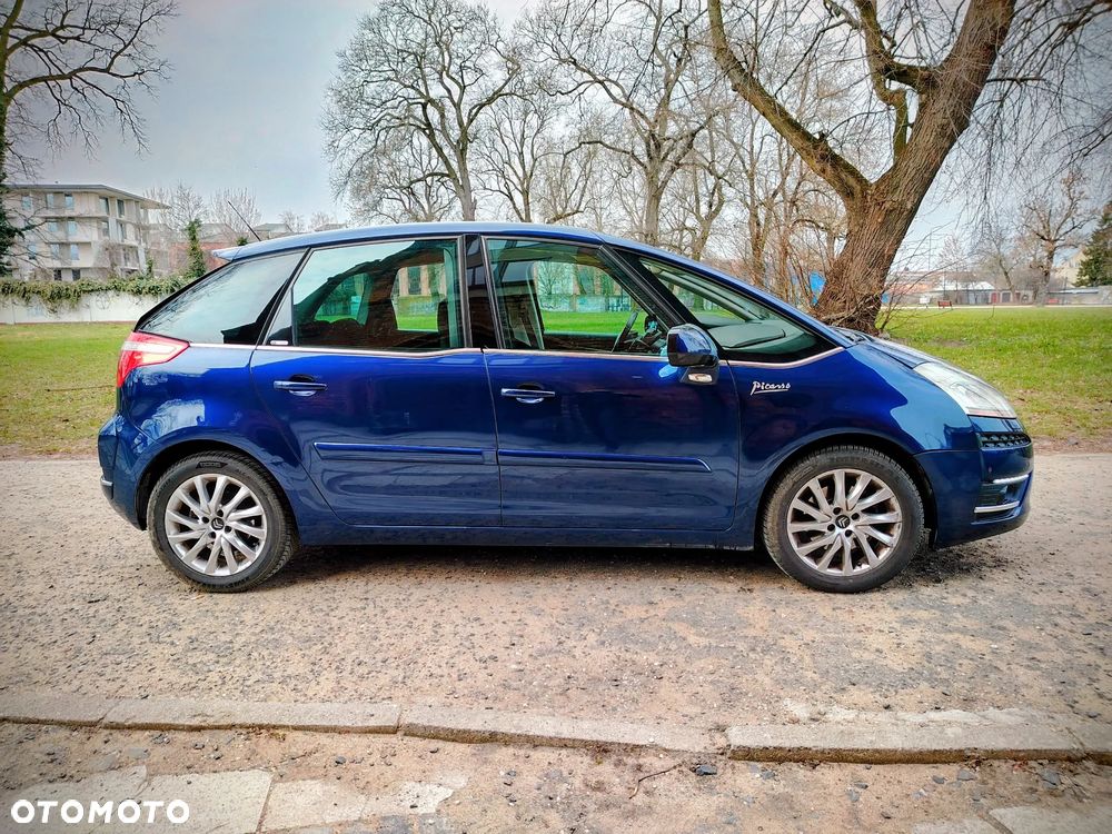 Citroën C4 Picasso 2.0 HDi FAP Exclusive - 4