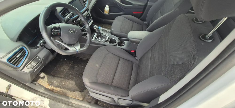 Hyundai IONIQ Hybrid Platinum - 21