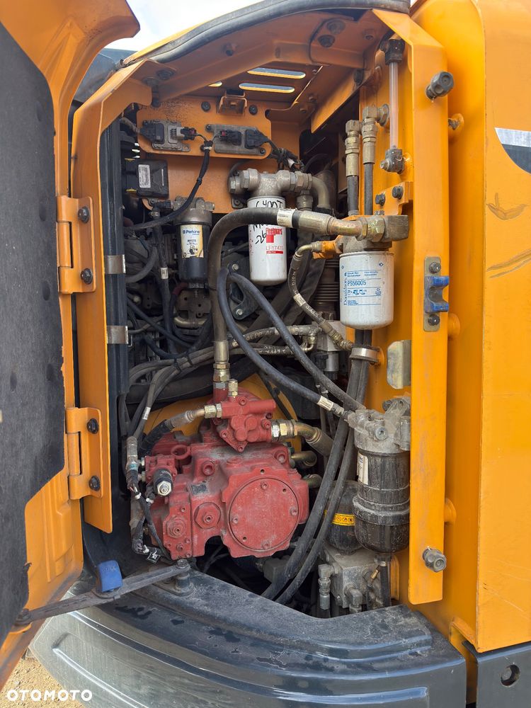 Hyundai HX 145 LCR - 14
