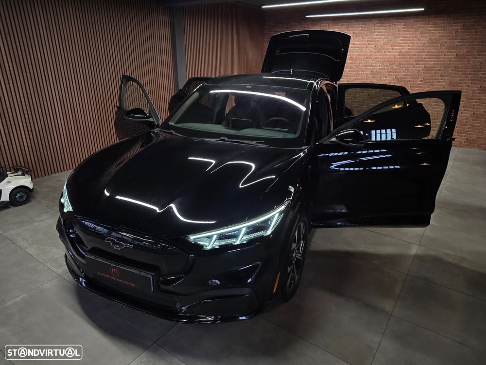 Ford Mustang Mach-E AWD PREMIUM - 20