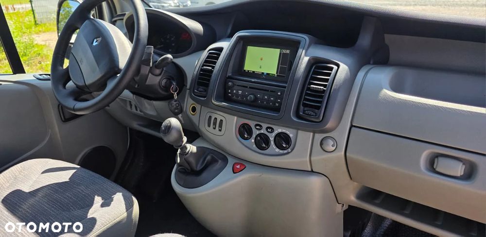 Renault TRAFIC - 5