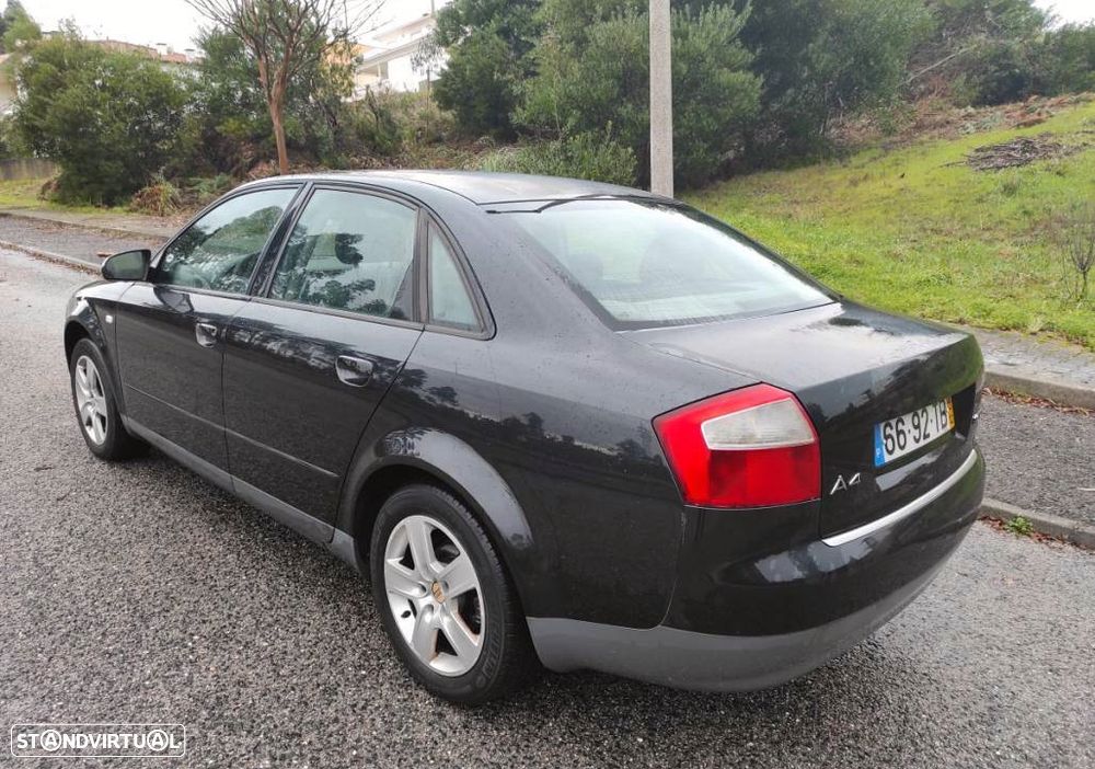 Audi A4 1.9 TDI m5 - 1