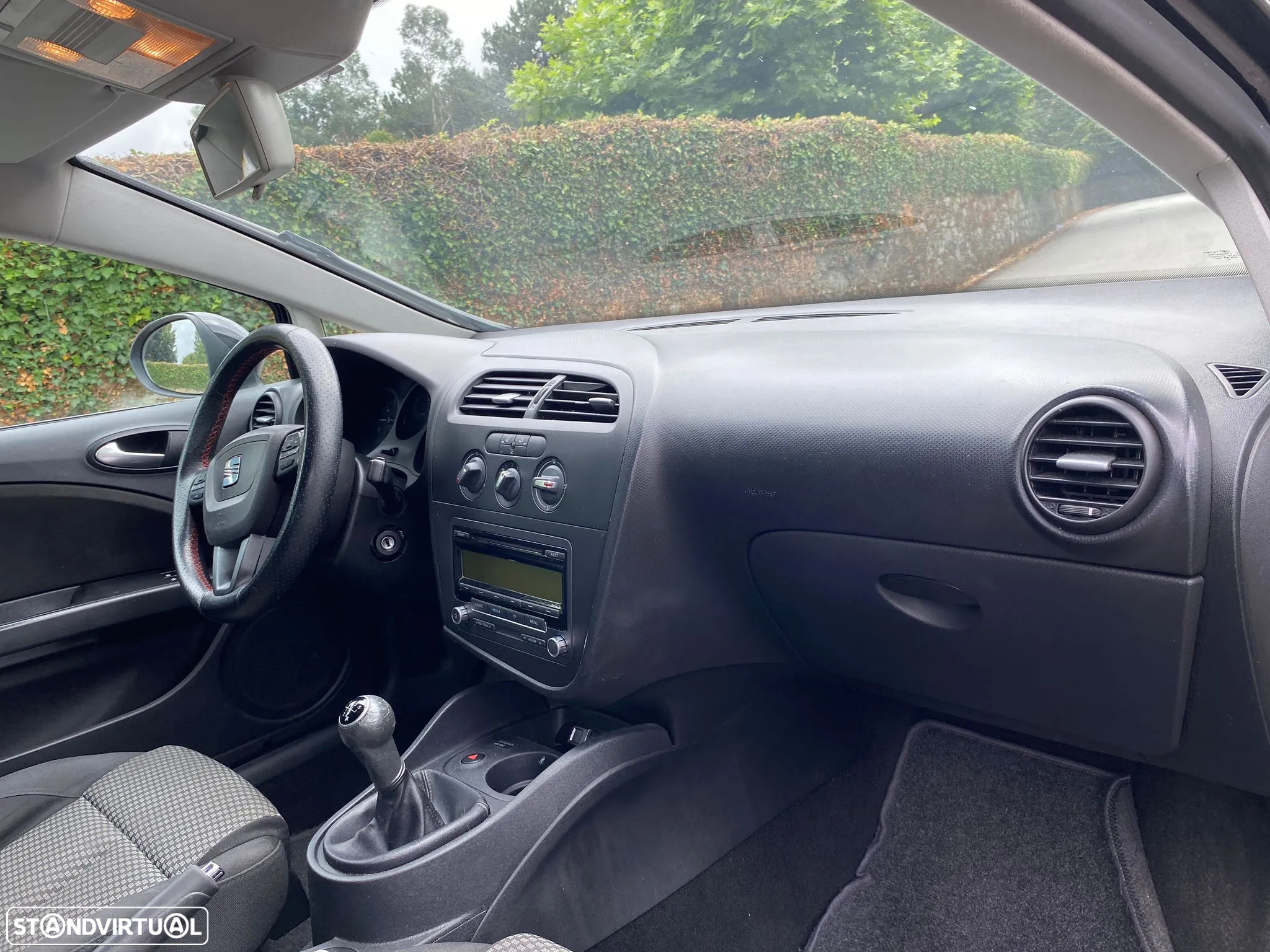 SEAT Leon 1.6 TDI DPF Ecomotive Reference - 3