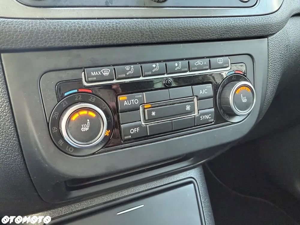 Volkswagen Golf Plus 1.6 TDI DPF Life - 30