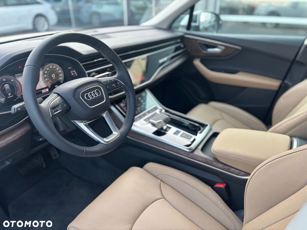 Audi Q7 - 19