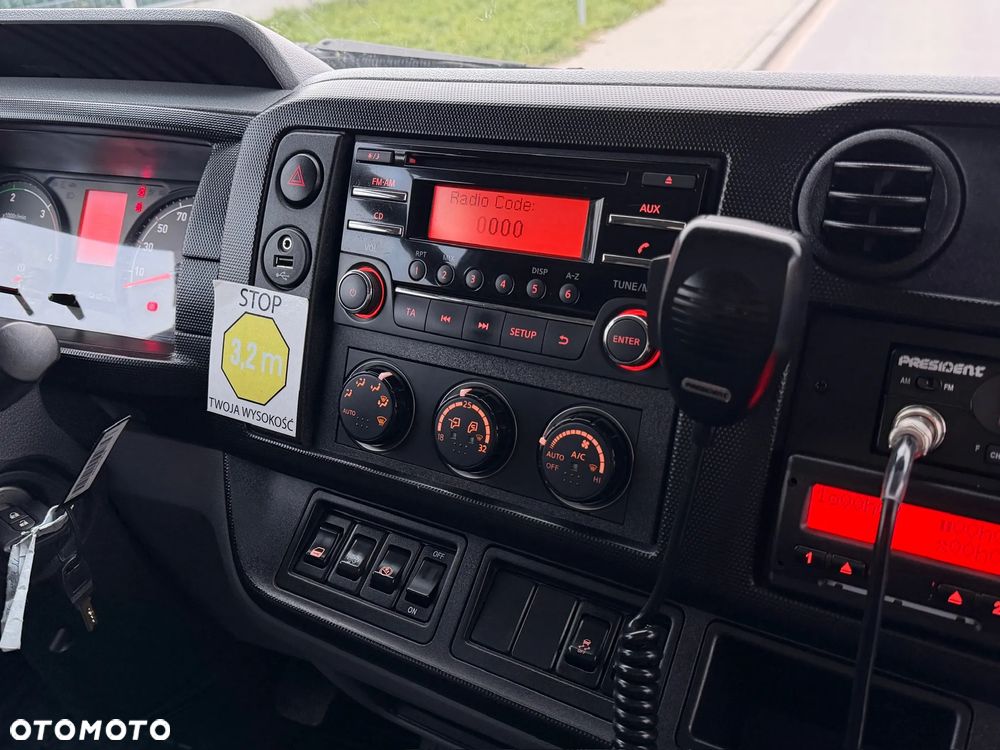 Renault D 7.5 // EKSPOZYCJA // SKLEP MOBILNY // ZABUDOWA WYSTAWOWA // SHOWROOM MOBILNY // - 34