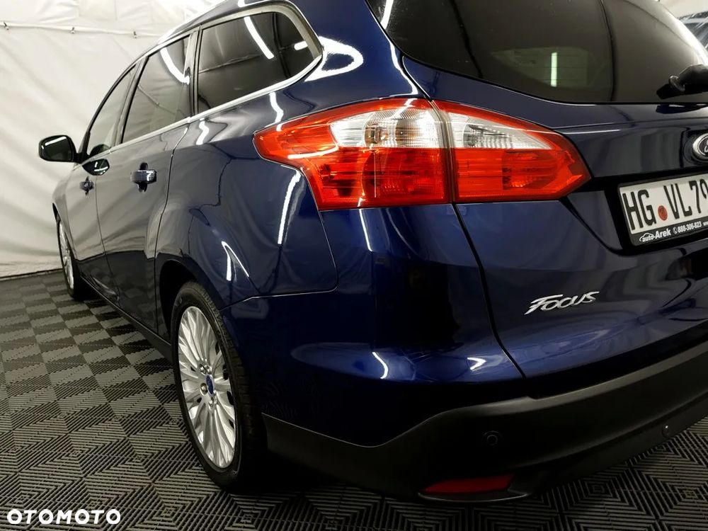 Ford Focus 1.6 EcoBoost Titanium - 27
