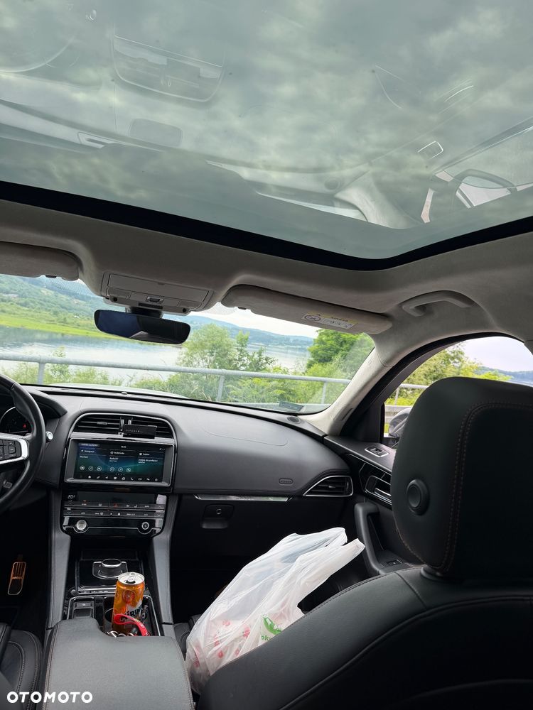 Jaguar F-Pace 2.0 i4D AWD Prestige - 10