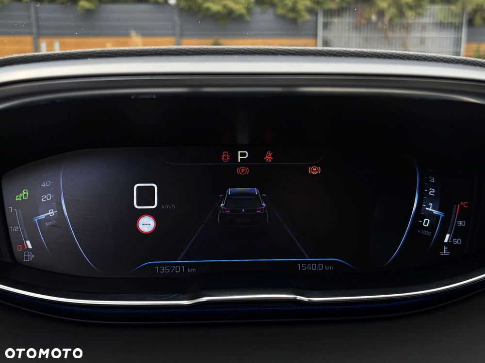 Peugeot 5008 1.2 PureTech Allure S&S EAT8 - 20