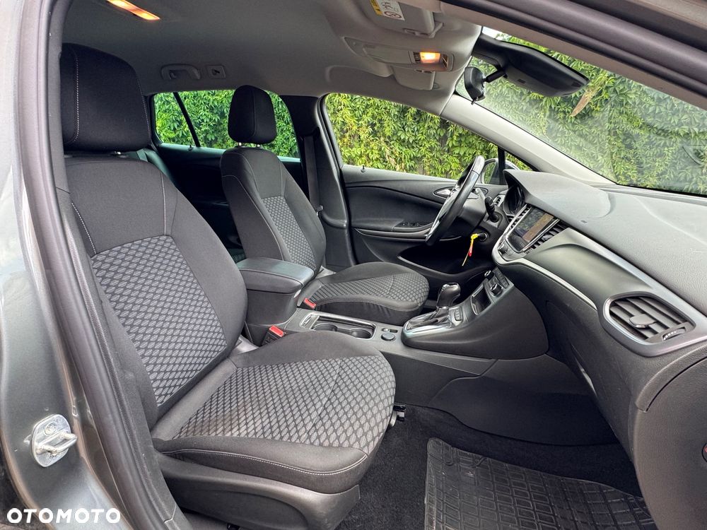 Opel Astra 1.5 D Start/Stop Automatik Business Edition - 9