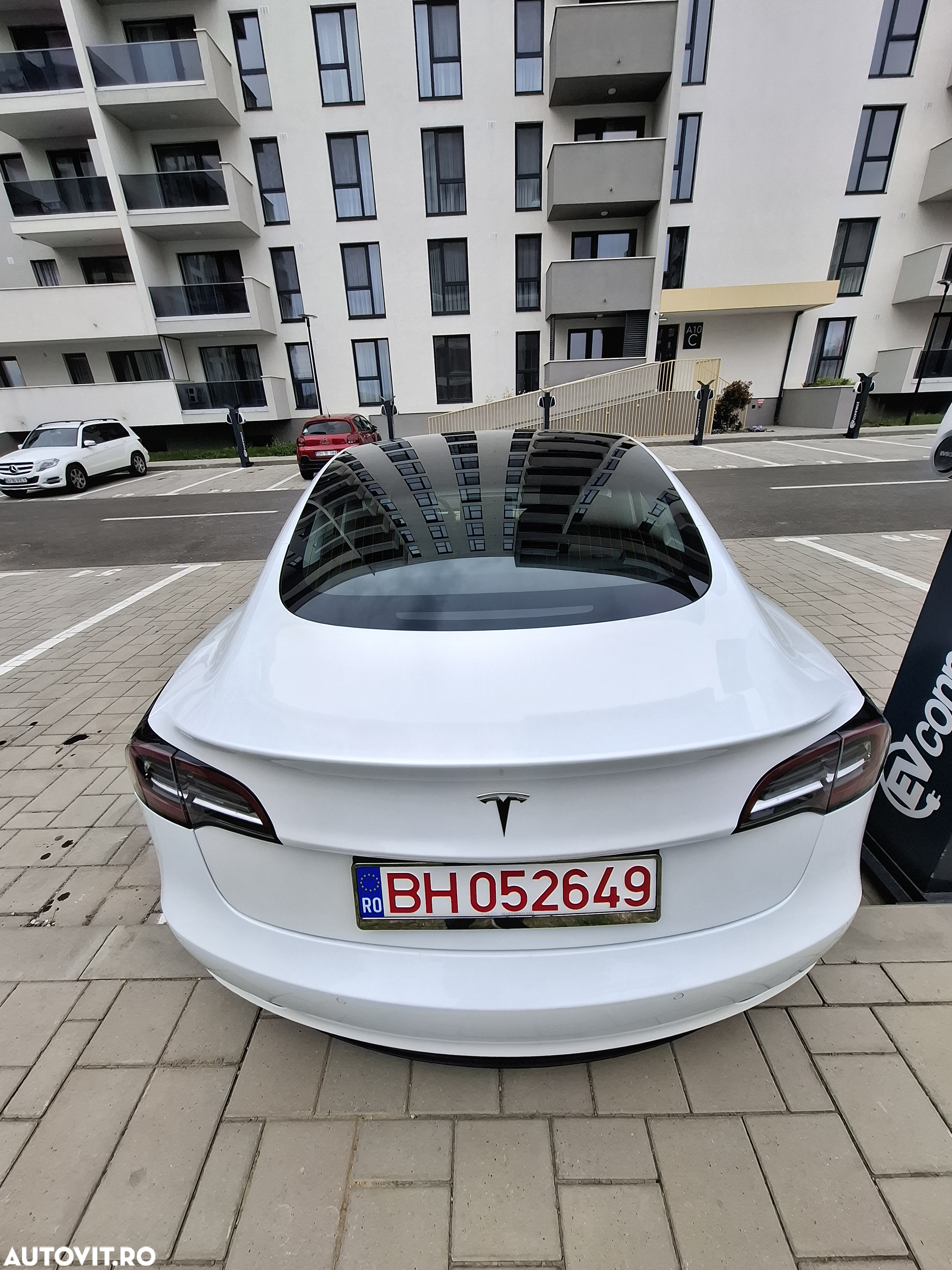 Tesla Model 3 AWD Dual Motor - 10