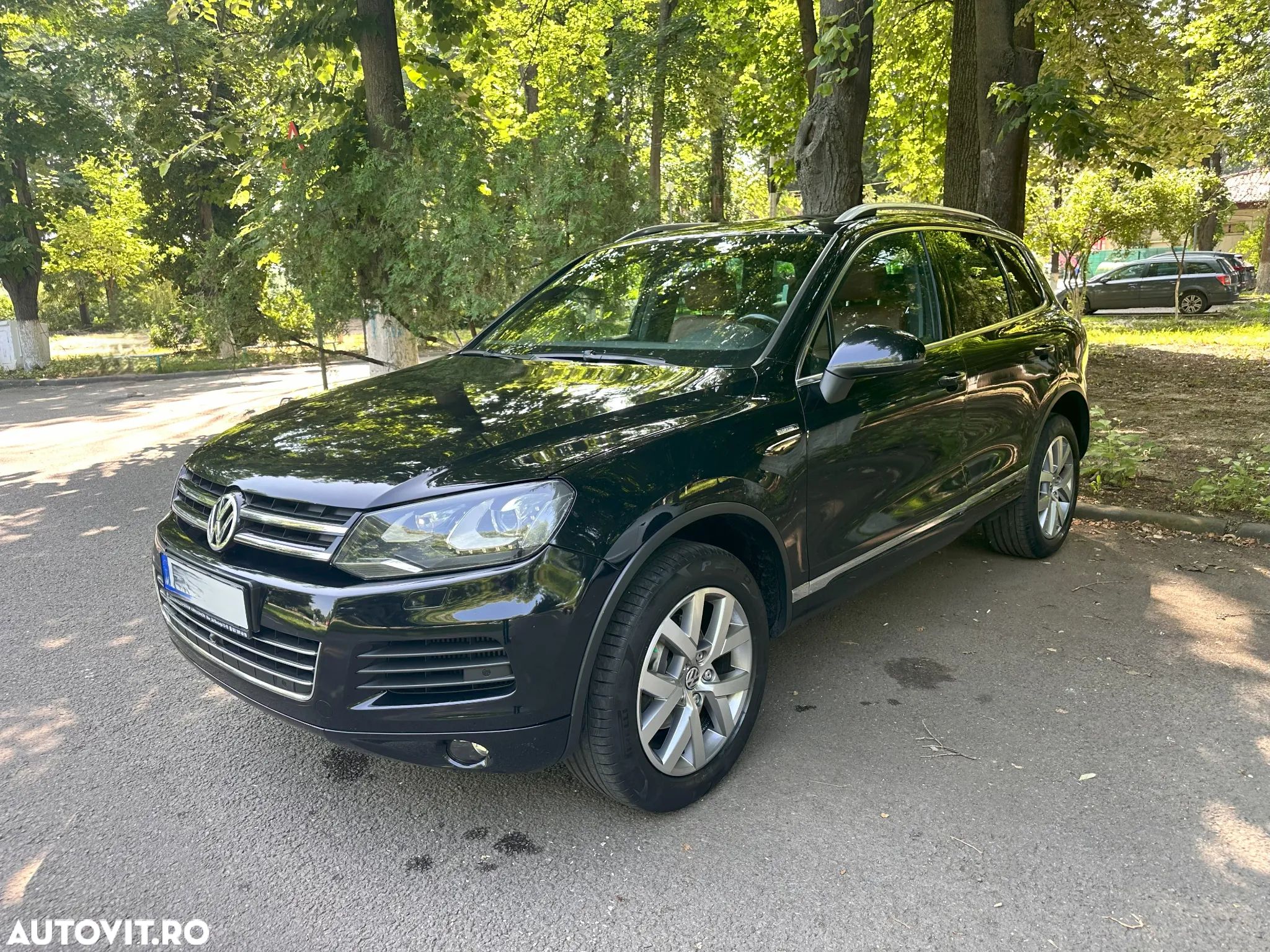 Volkswagen Touareg 3.0 V6 TDI BMT - 1