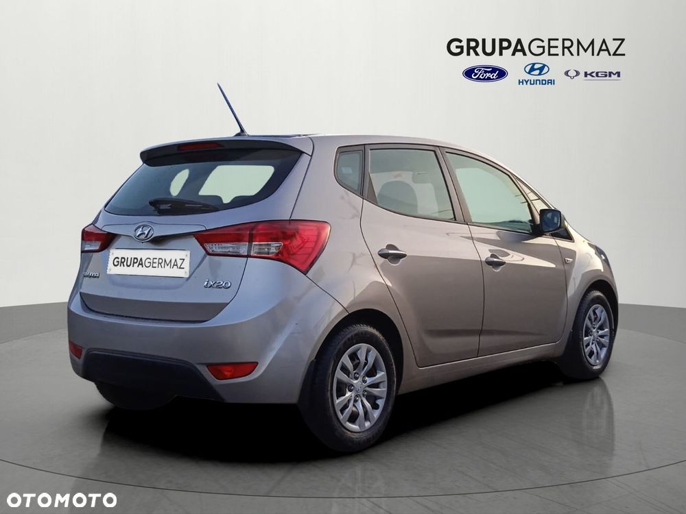 Hyundai ix20 1.6 BlueDrive Classic + - 7