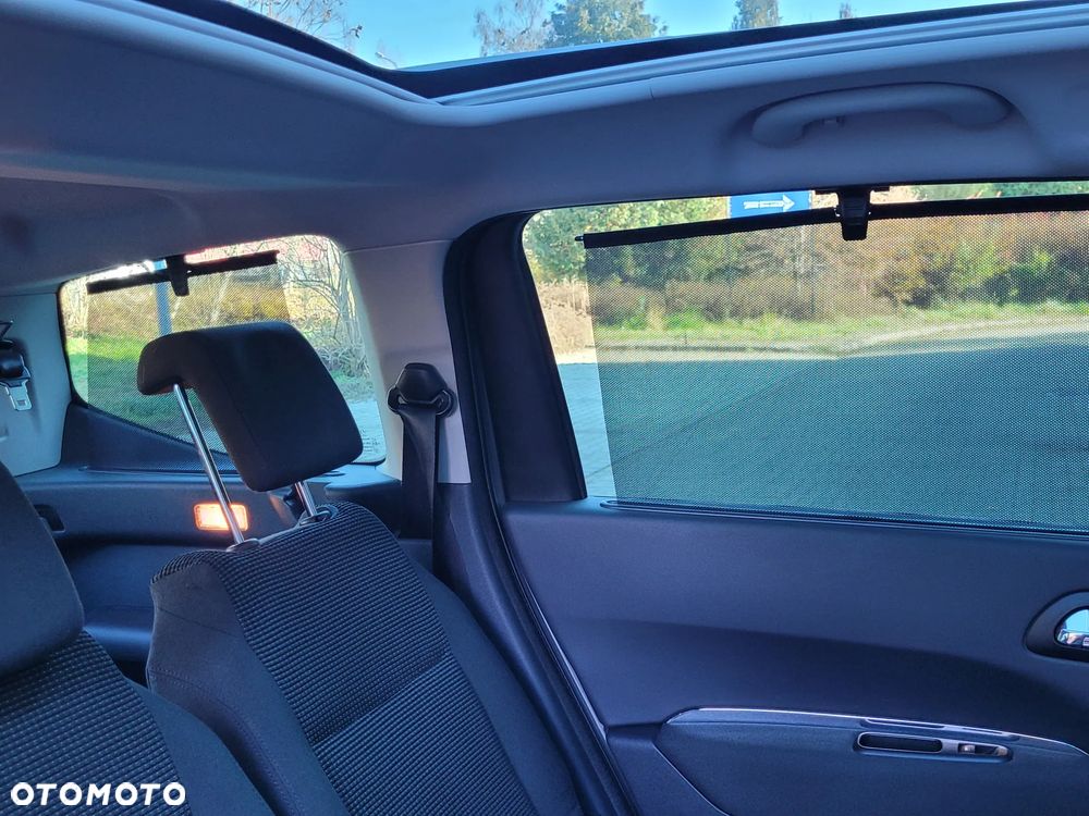 Peugeot 5008 BlueHDi 150 Allure - 23