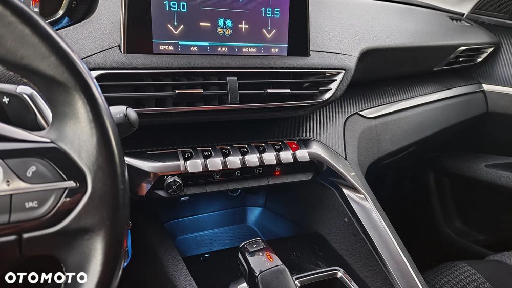 Peugeot 3008 - 15