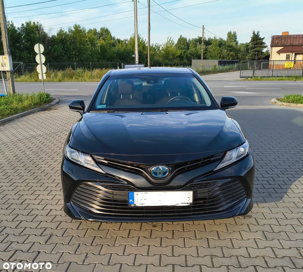Toyota Camry 2.5 Hybrid Comfort CVT - 3