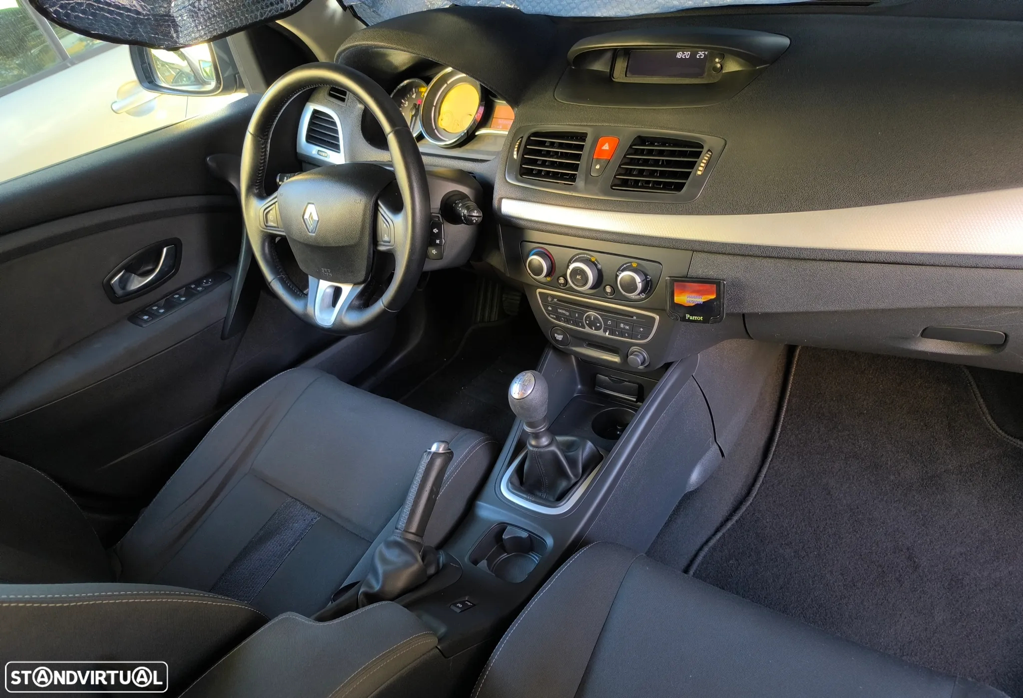 Renault Mégane 1.5 dCi Dynamique - 6