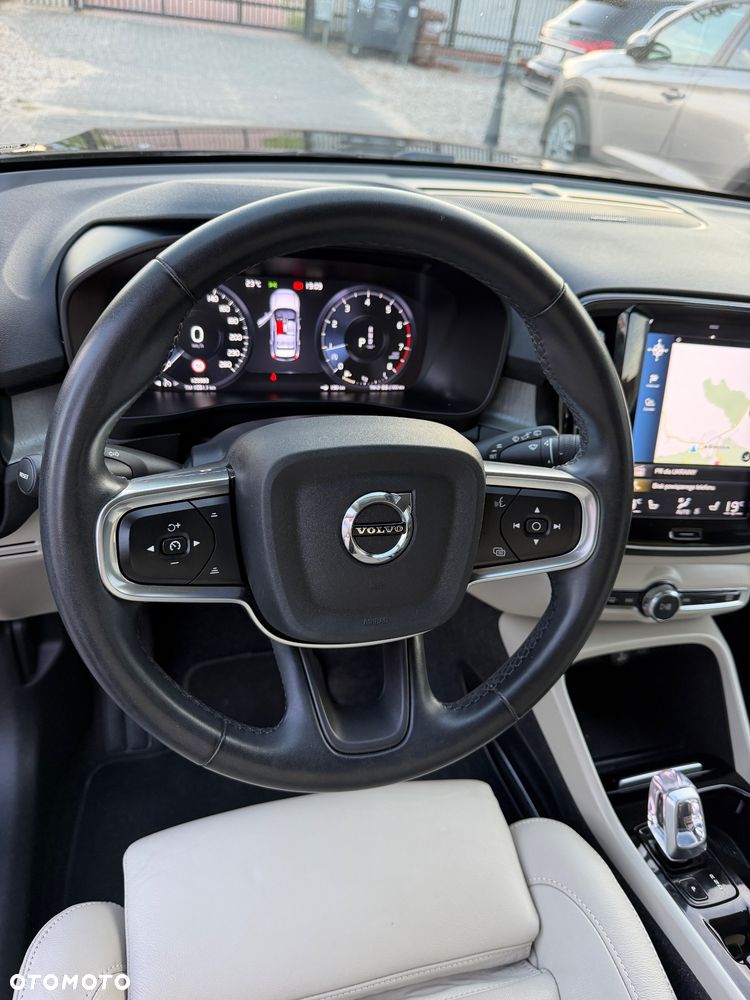 Volvo XC 40 T3 Inscription - 11