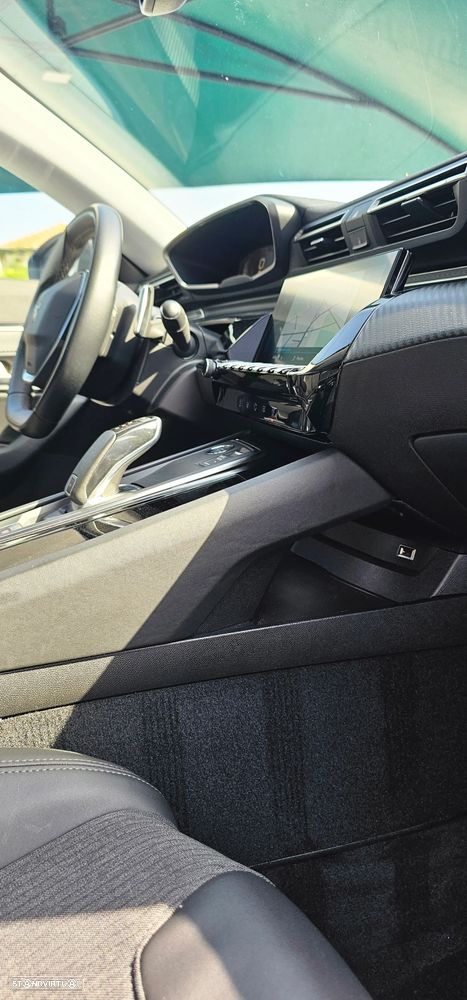 Peugeot 508 SW BlueHDi 130 EAT8 Allure Business-Pack - 11