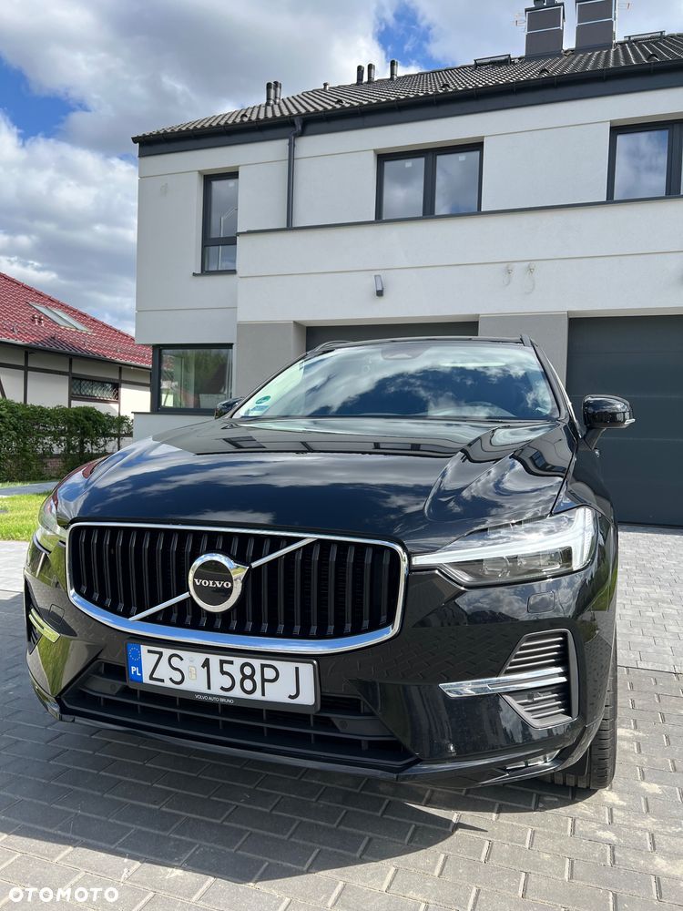 Volvo XC 60 B4 D Momentum Pro - 4