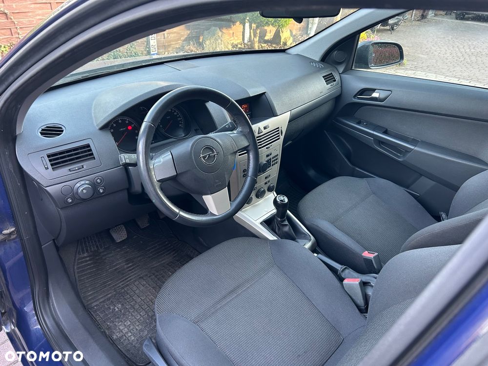 Opel Astra - 17