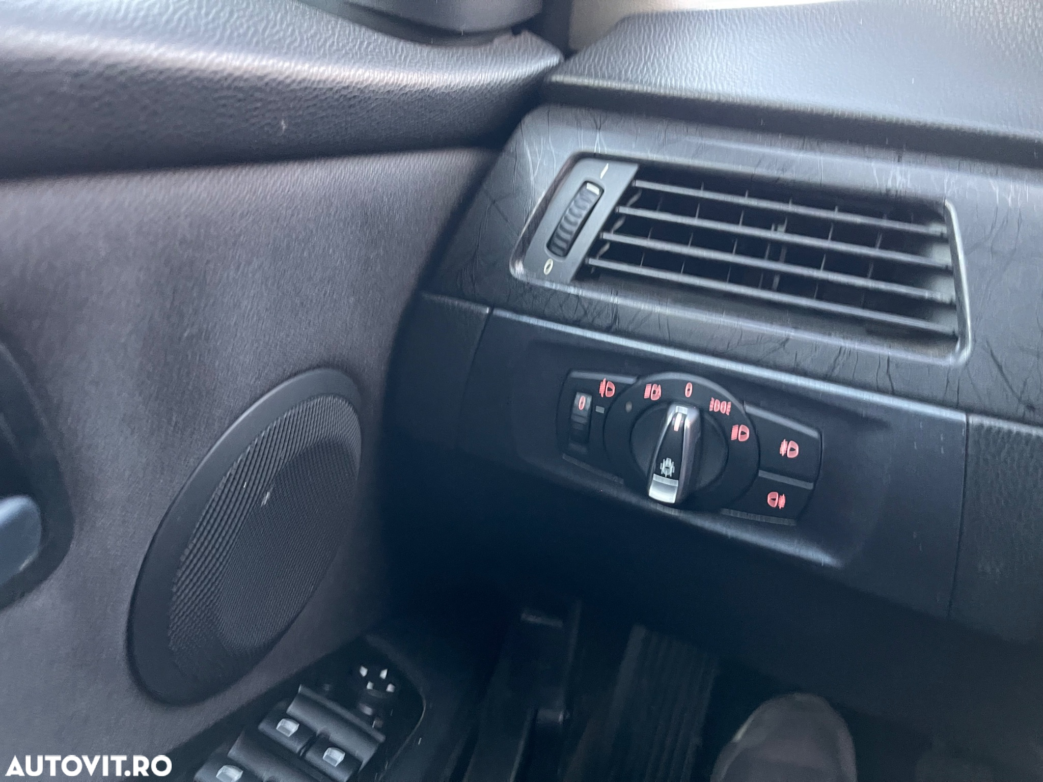 BMW Seria 3 318i Edition Exclusive - 24