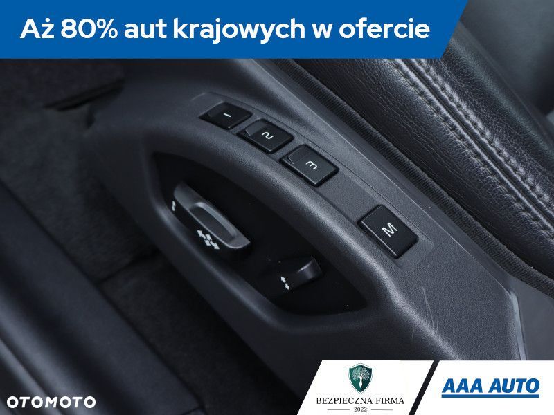 Volvo XC 60 - 22