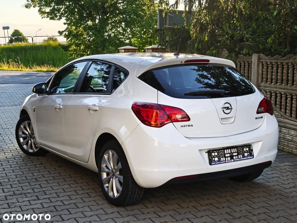 Opel Astra 1.4 Innovation - 4