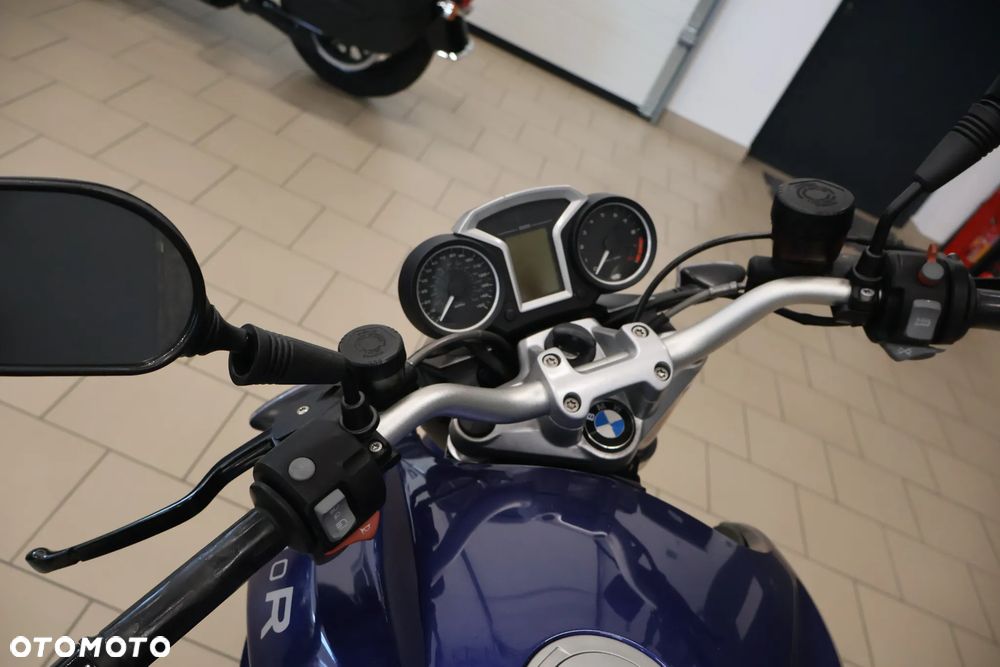 BMW R - 8