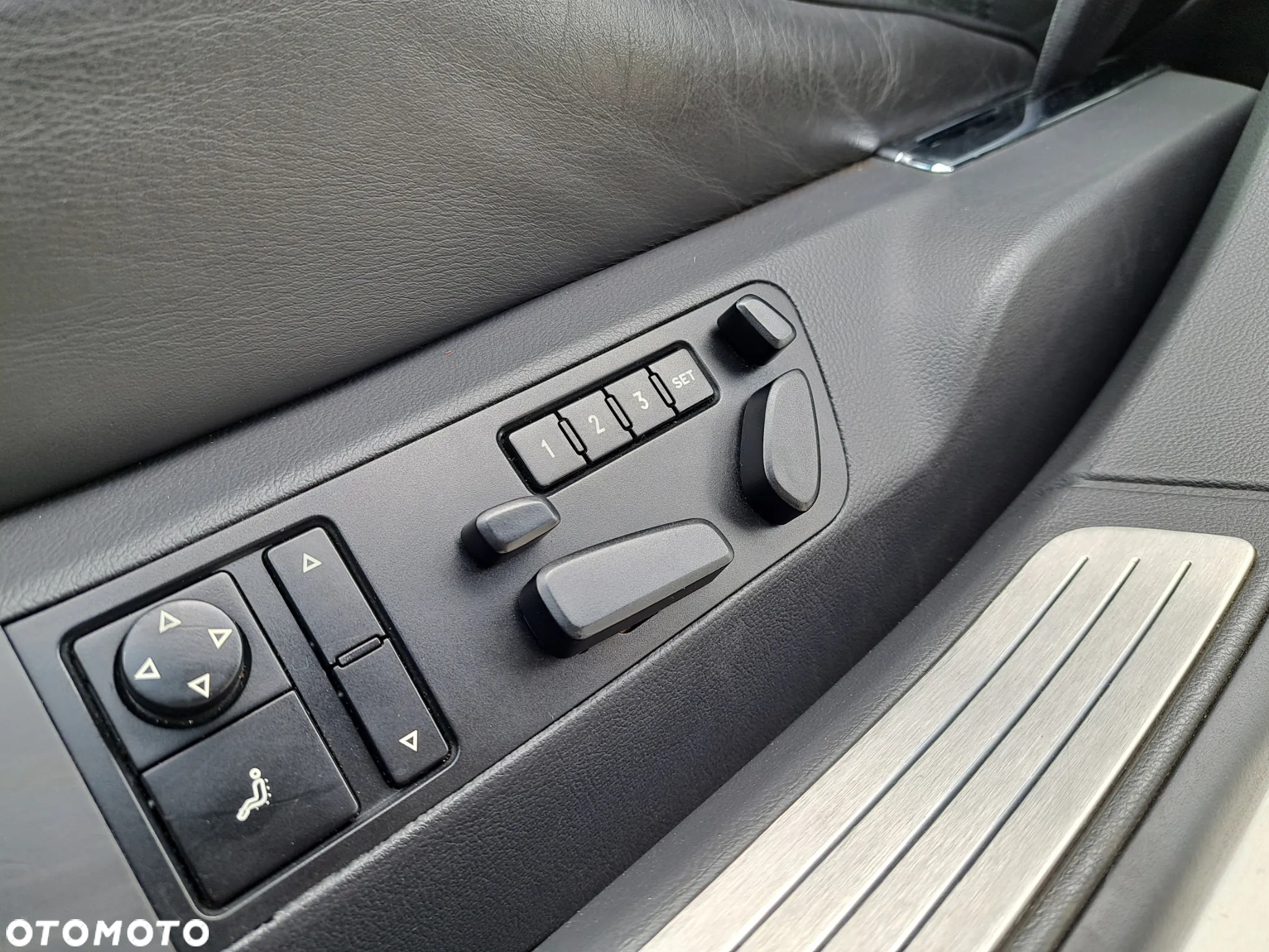 Volkswagen Phaeton - 18