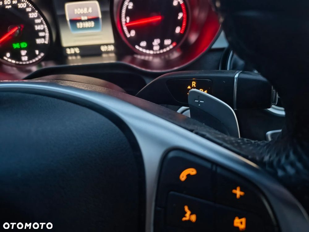 Mercedes-Benz Klasa C 300 7G-TRONIC AMG Line - 16