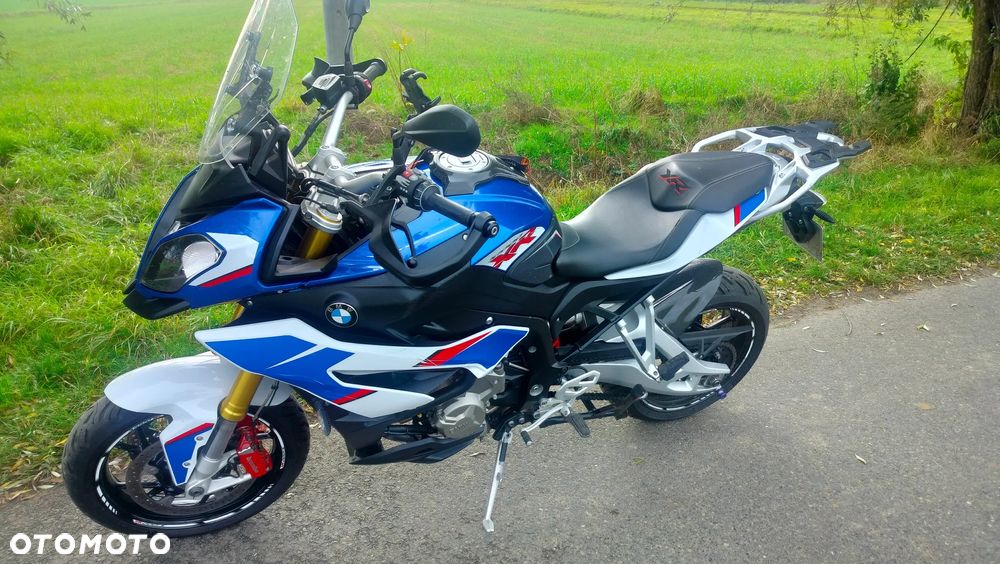 BMW XR - 1