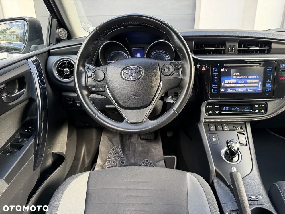 Toyota Auris - 7